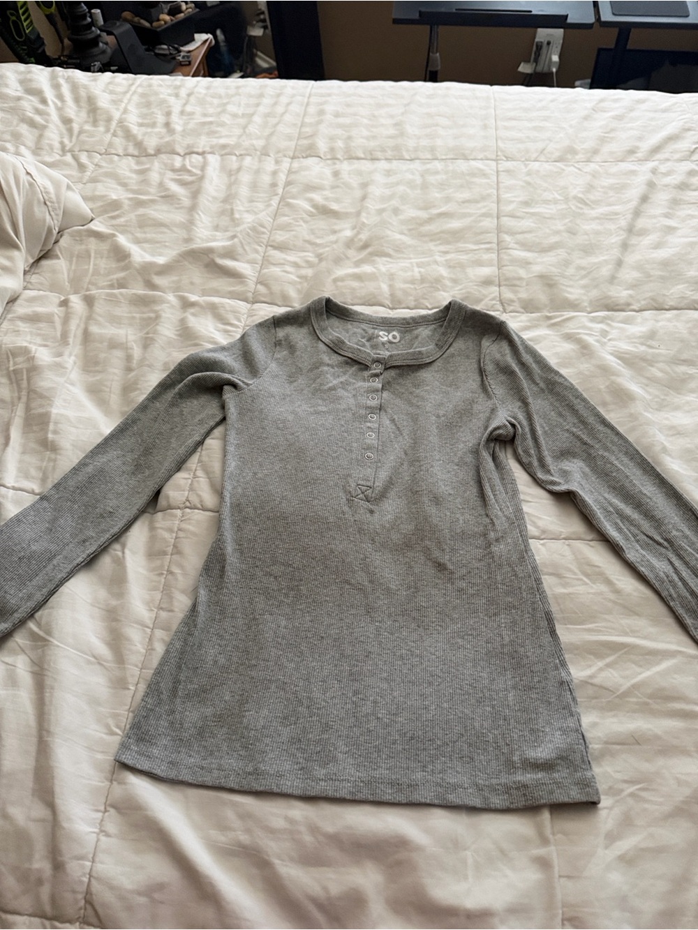 SO women’s Gray Ribbed Henley Top with Button Placket